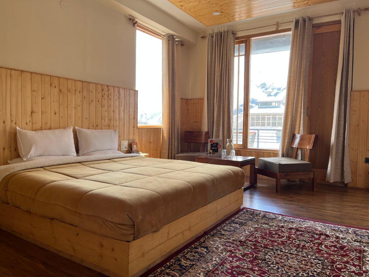 The Bulevar - Whispering Willows Hotel Sissu Buitenkant foto